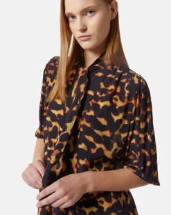 Animal -fantasy blouse