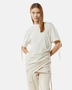 Asymmetrical t-shirt with adjustable curls