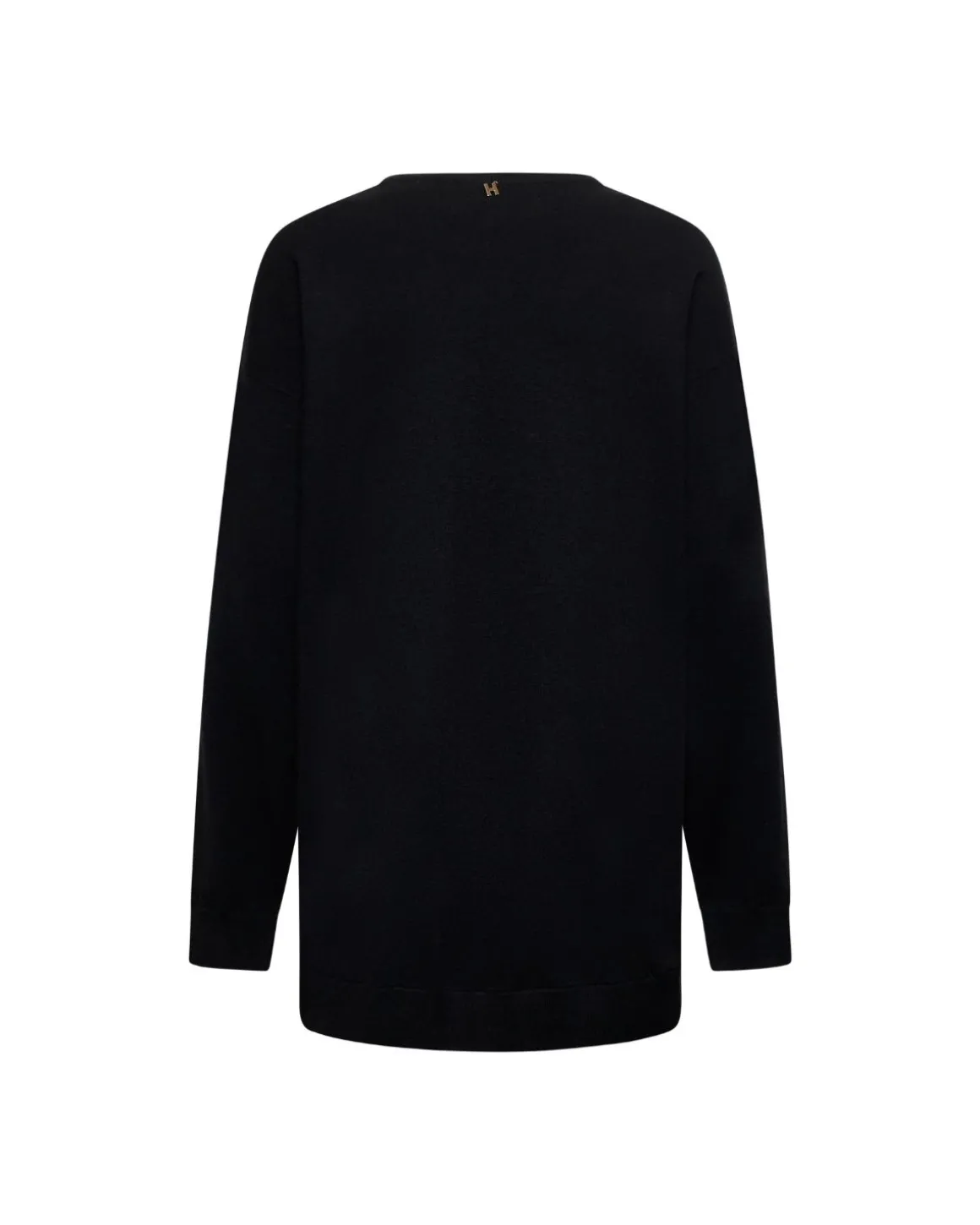 Black sweater with dropped hem
