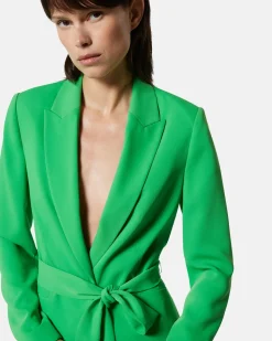 Blazer with belt in life