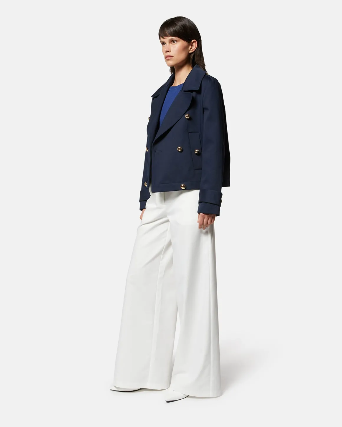 Double -breasted jacket with golden buttons