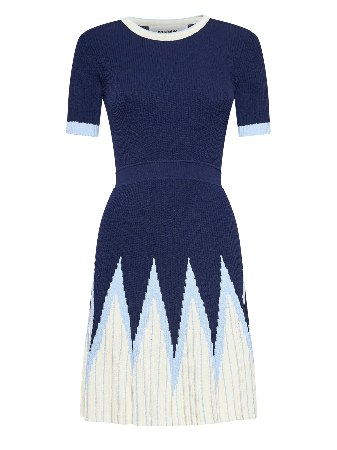 Dress with geometric pattern and contemporary design