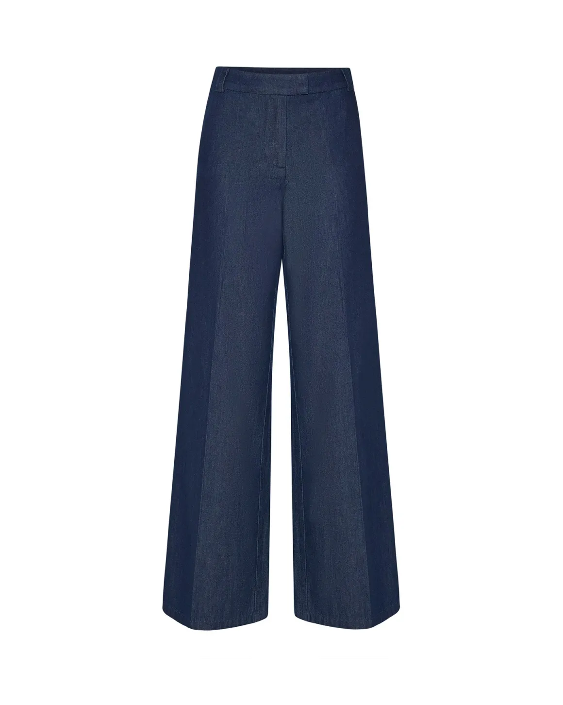 High-waisted trousers with an essential design