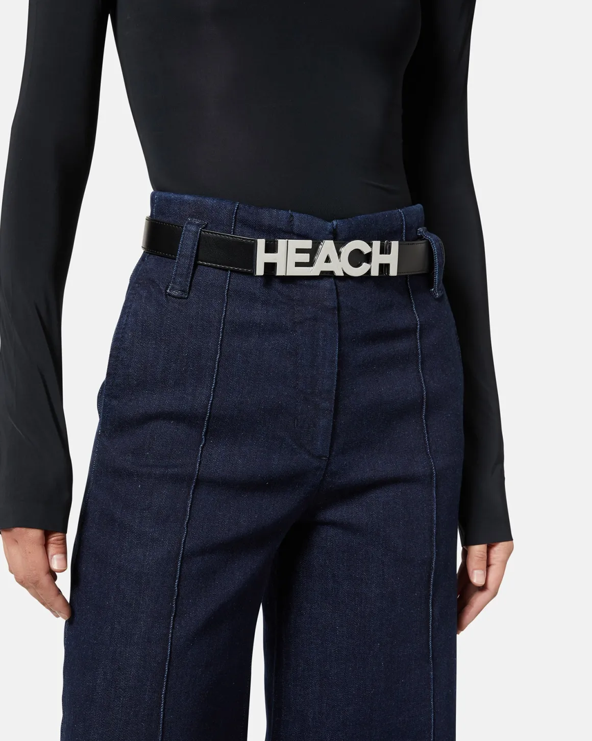 Leather belt with maxi logo