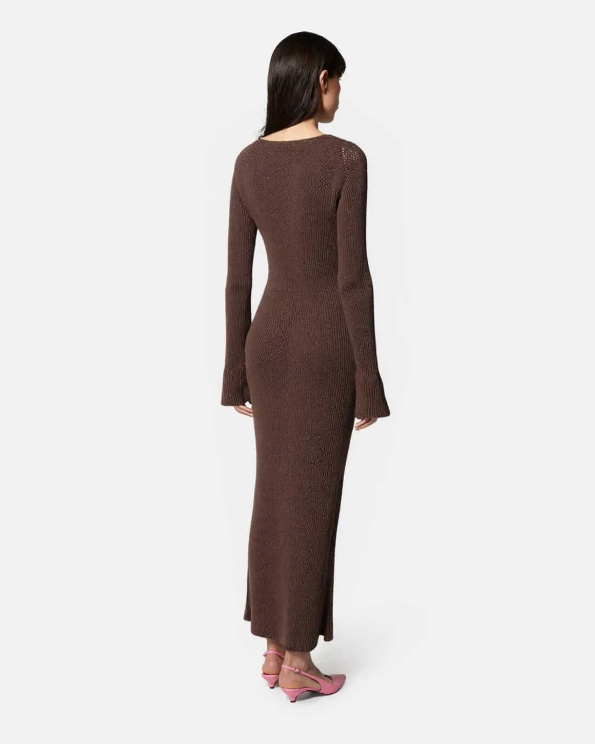 Long pierced long dress