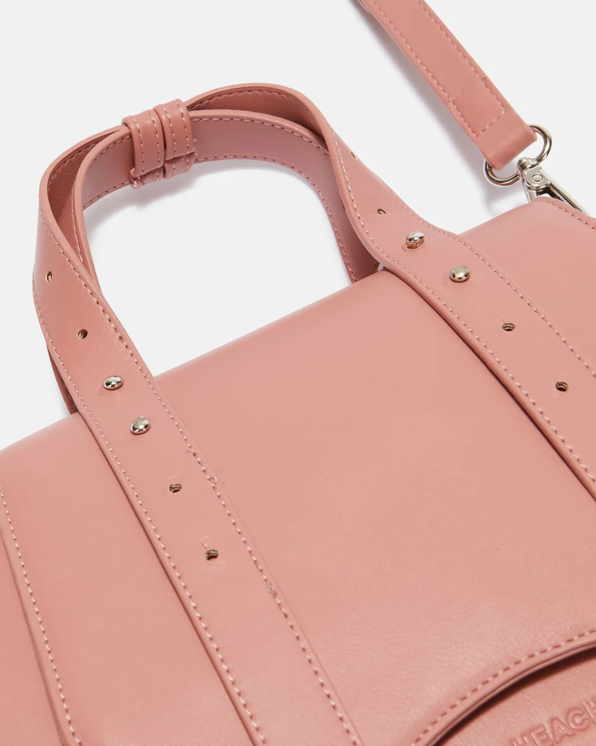 Mini geometric bag with metal details