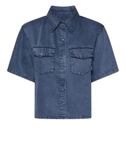 Short shirt with patch pockets