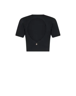 Short-sleeved shirt with an essential design