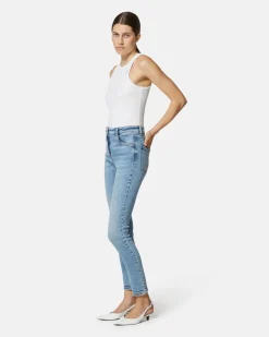 Skinny jeans in denim