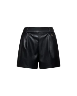 Smooth leather shorts
