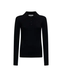 Sweater with collar and buttons