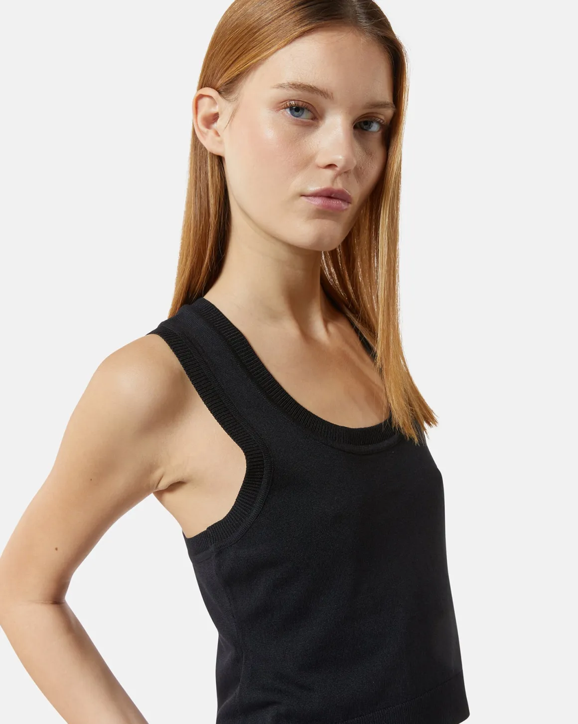 Top downtown in light knit
