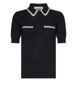 Top with decorated collar and iconic design