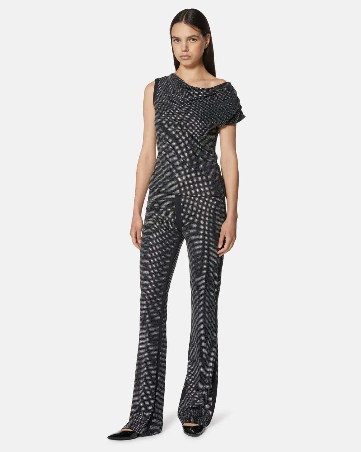 Top with drapes and light applications