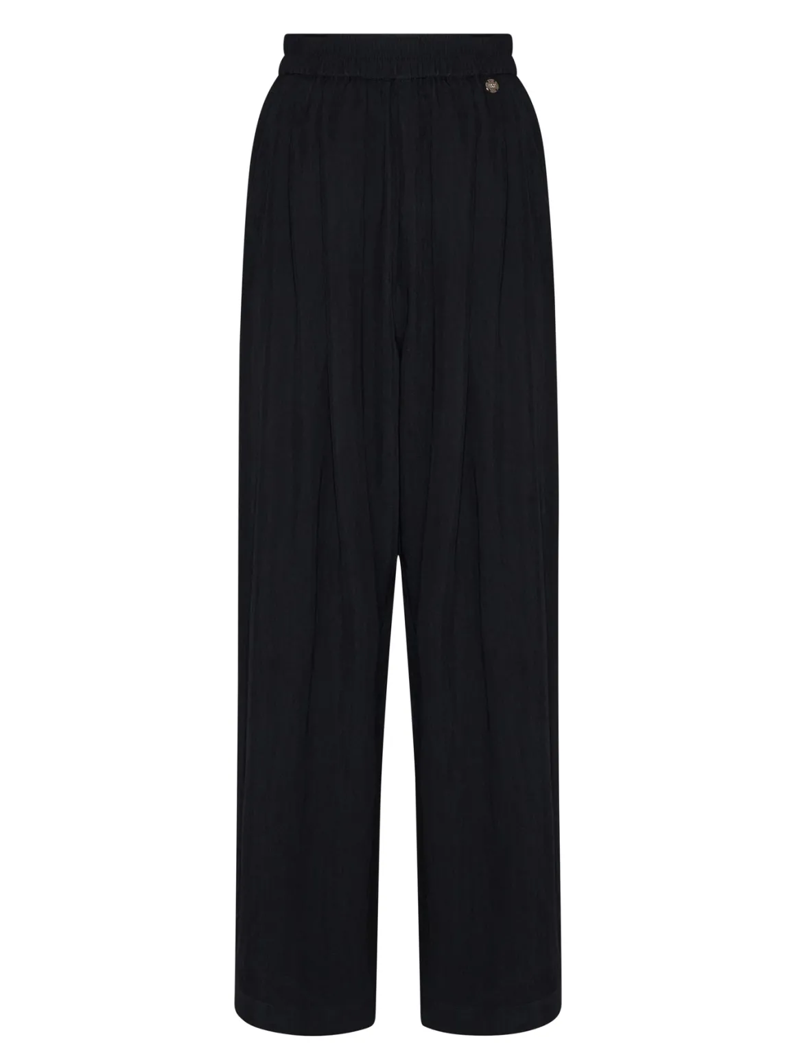 Trousers with elasticated waist and fluid line