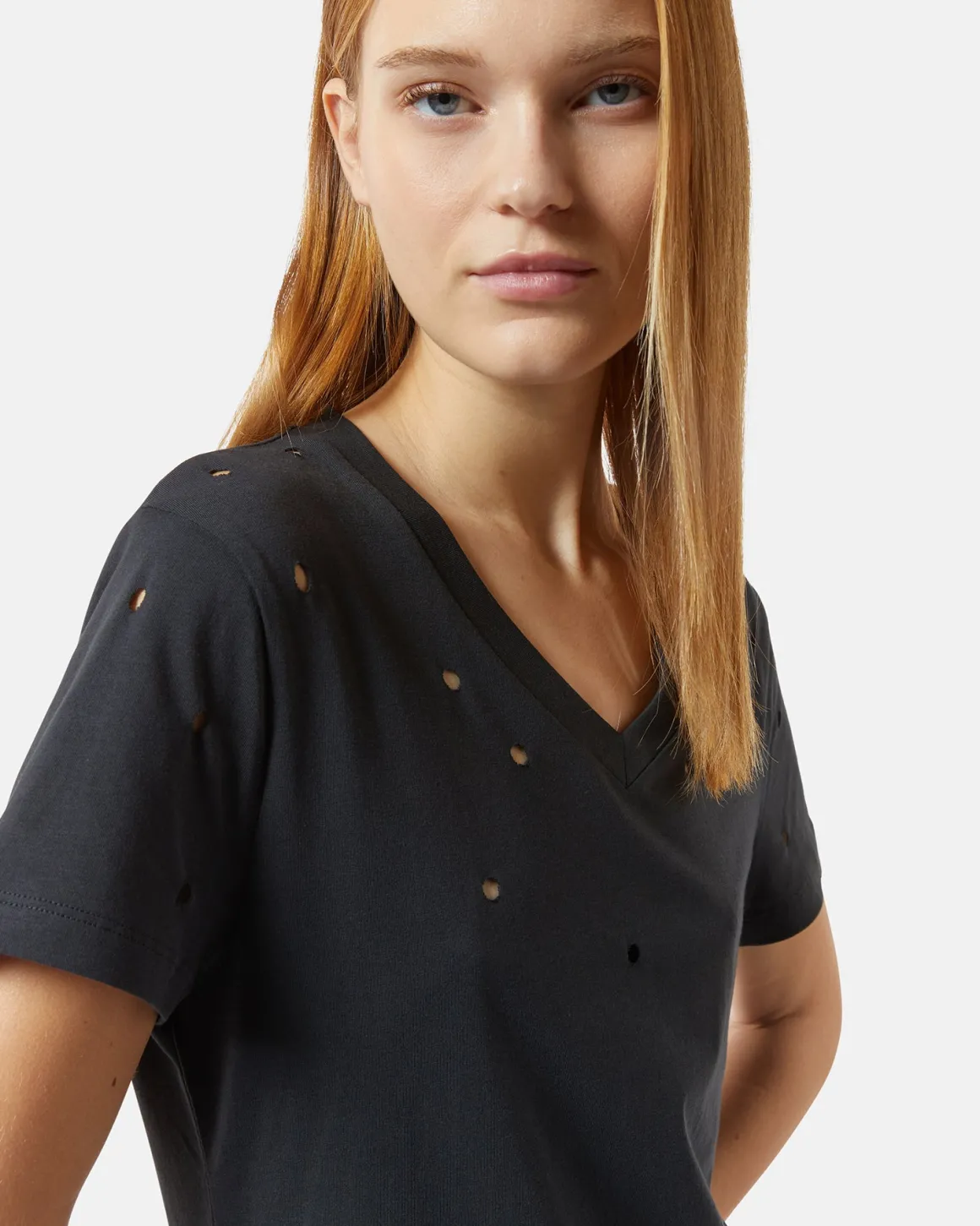 V-neck t-shirt